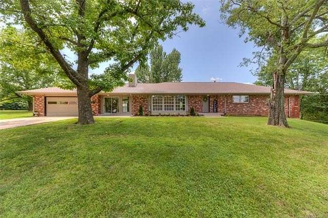 2 Acres of Land with Home for Sale in Tulsa, Oklahoma
