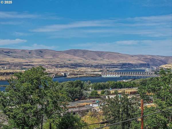 0.17 Acres of Land for Sale in The Dalles, Oregon