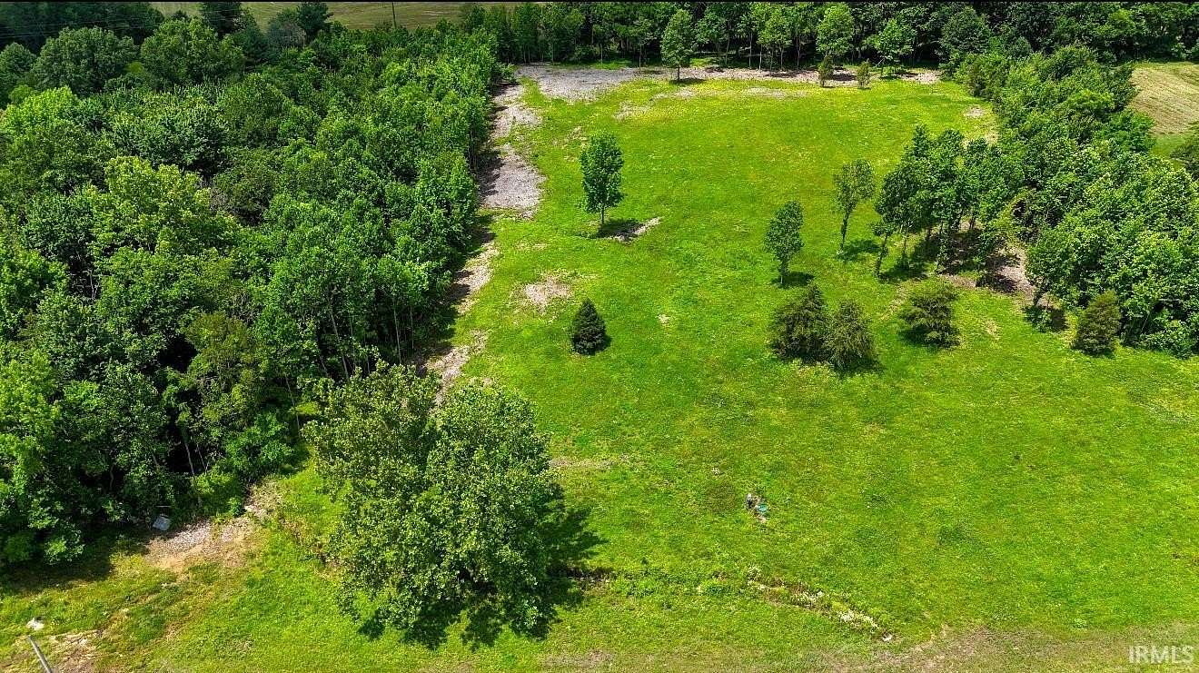 7 Acres of Residential Land for Sale in Huntingburg, Indiana