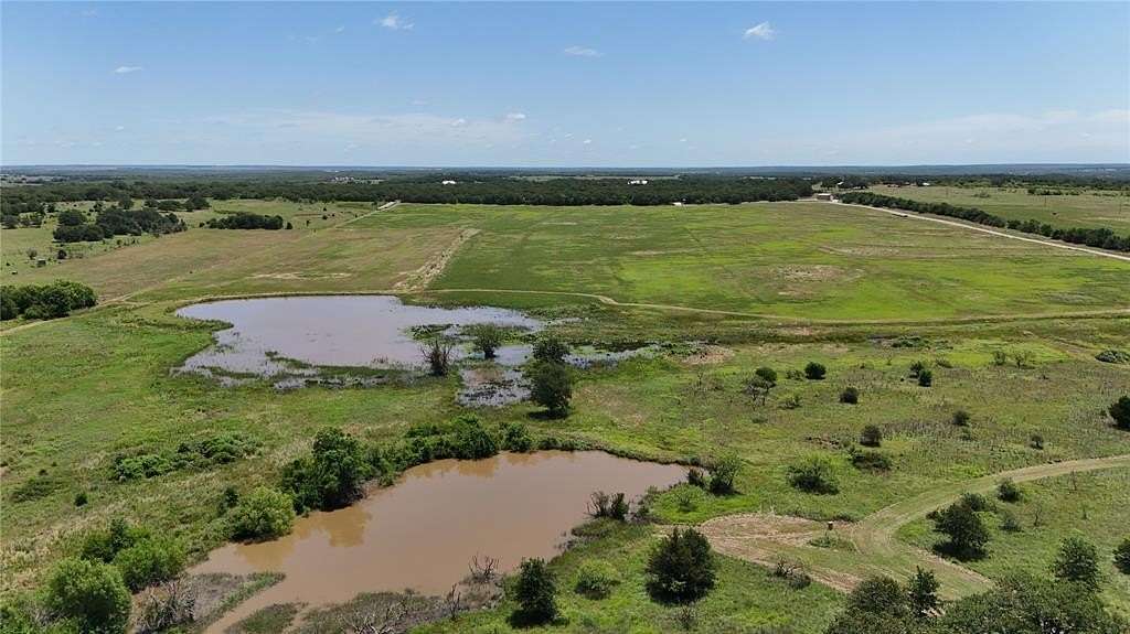 100 Acres of Improved Land for Sale in Bellevue, Texas