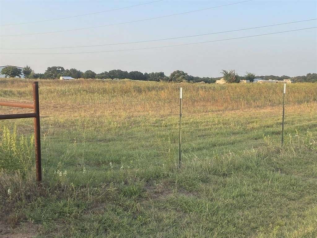 3.4 Acres of Land for Sale in Decatur, Texas