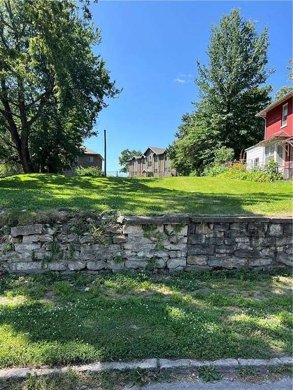 0.28 Acres of Land for Sale in St. Joseph, Missouri