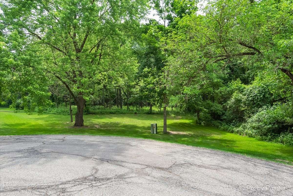 0.9 Acres of Residential Land for Sale in Antioch, Illinois