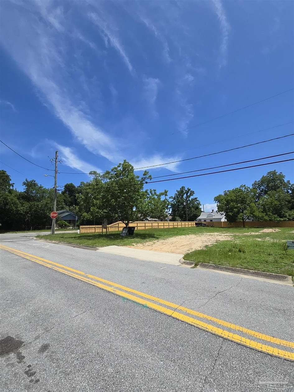 0.14 Acres of Residential Land for Sale in Pensacola, Florida