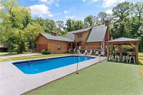 3.1 Acres of Residential Land with Home for Sale in Brunswick, Georgia