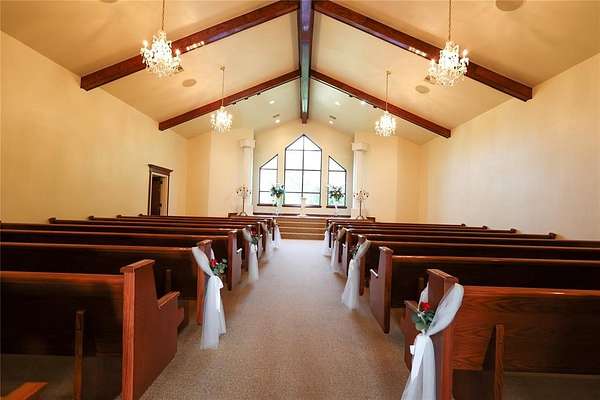 2 Acres of Improved Mixed-Use Land for Sale in Davis, Oklahoma