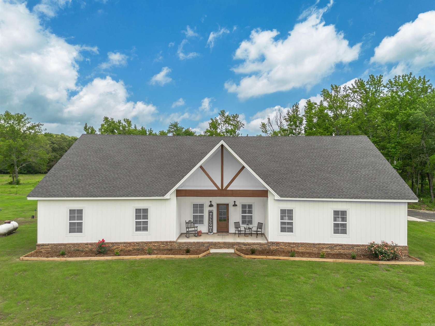 4.4 Acres of Residential Land with Home for Sale in Bald Knob, Arkansas