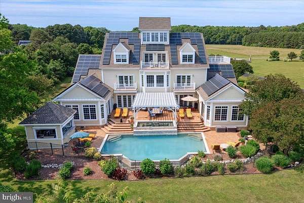 4.88 Acres of Residential Land with Home for Sale in Berlin, Maryland