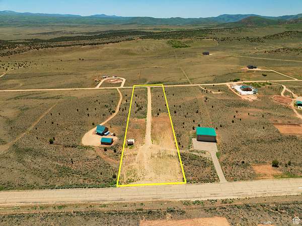 5 Acres of Land for Sale in Fruitland, Utah