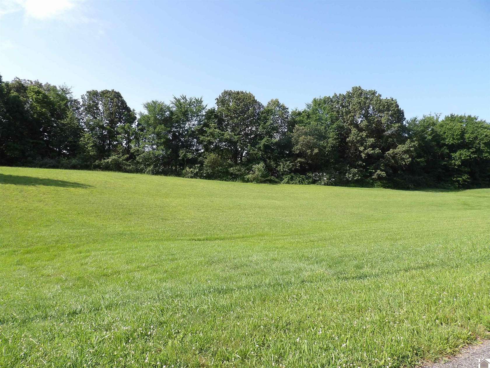 0.53 Acres of Residential Land for Sale in Benton, Kentucky