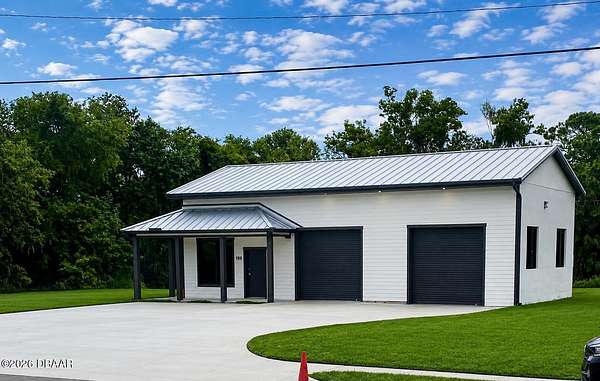 1.55 Acres of Improved Commercial Land for Sale in Oak Hill, Florida