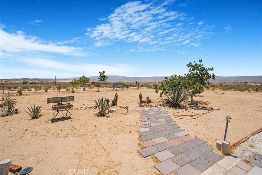 2.14 Acres of Land for Sale in Joshua Tree, California