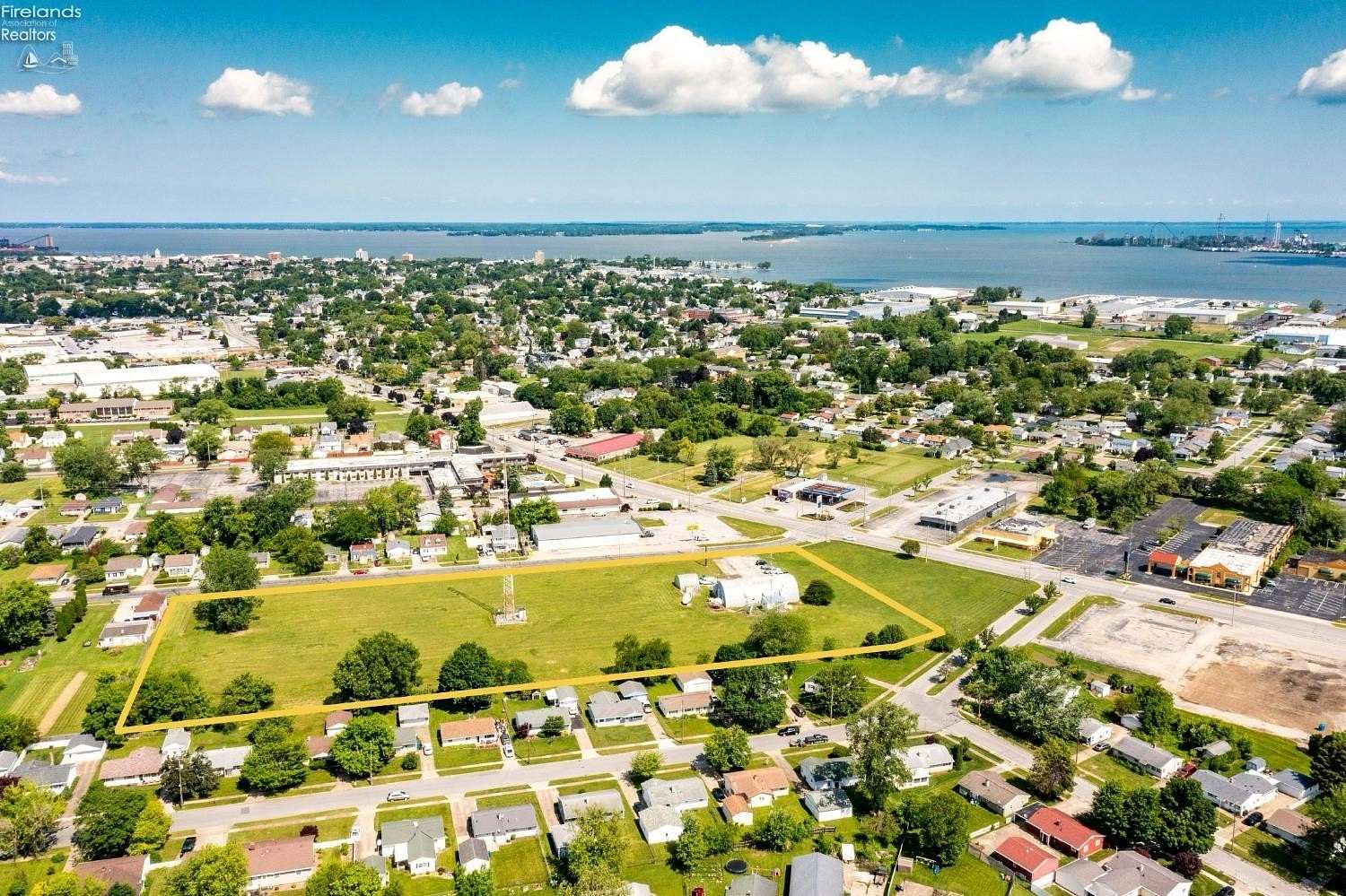 4.7 Acres of Improved Commercial Land for Sale in Sandusky, Ohio