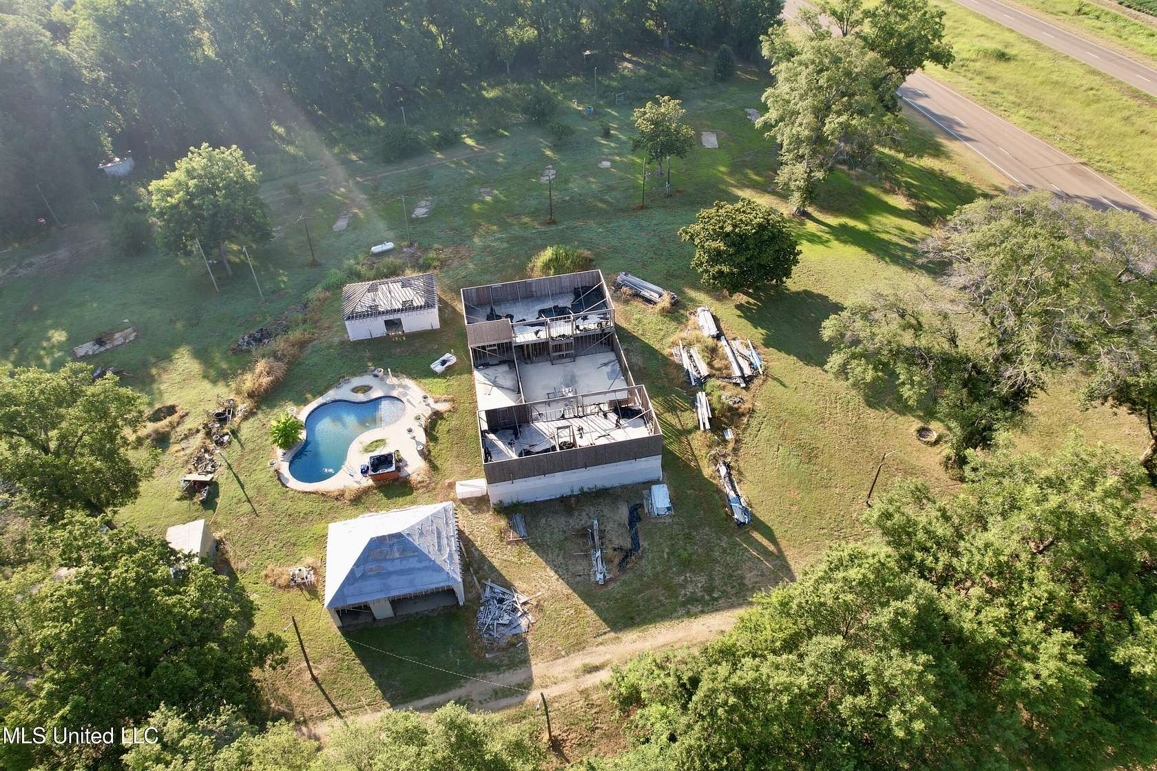 15.3 Acres of Land with Home for Sale in Cleveland, Mississippi