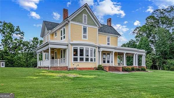 1.89 Acres of Residential Land with Home for Sale in Commerce, Georgia