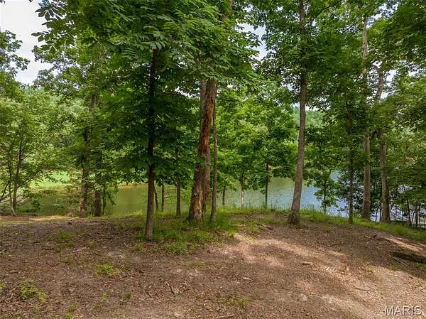 1.26 Acres of Residential Land for Sale in Innsbrook, Missouri