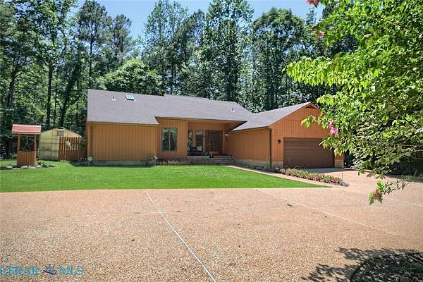 5 Acres of Land with Home for Sale in Gloucester, Virginia