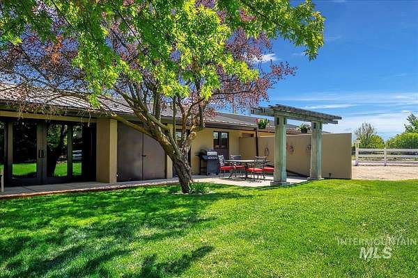 2.62 Acres of Residential Land with Home for Sale in Middleton, Idaho