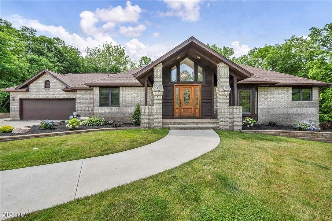 3.56 Acres of Residential Land with Home for Sale in Kirtland, Ohio