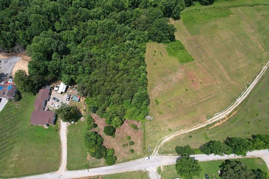 2 Acres of Residential Land for Sale in Livingston, Tennessee