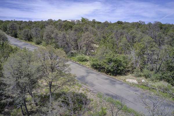 5 Acres of Land for Sale in Edgewood, New Mexico
