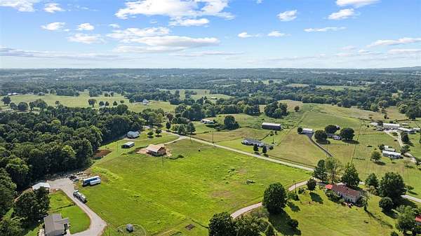 2 Acres of Residential Land for Sale in Glasgow, Kentucky