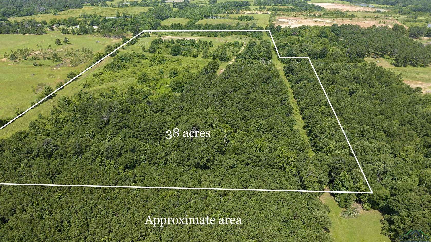 38 Acres of Land for Sale in Henderson, Texas