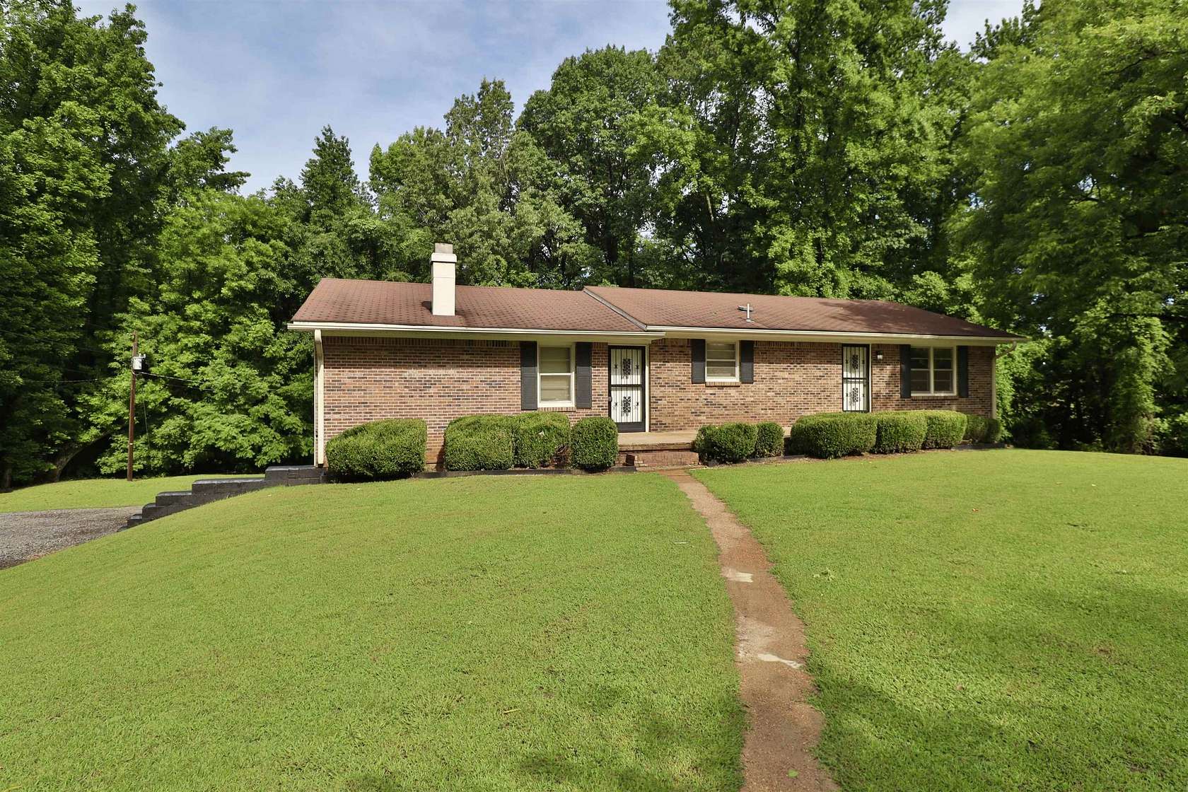 1.6 Acres of Residential Land with Home for Sale in Ripley, Tennessee