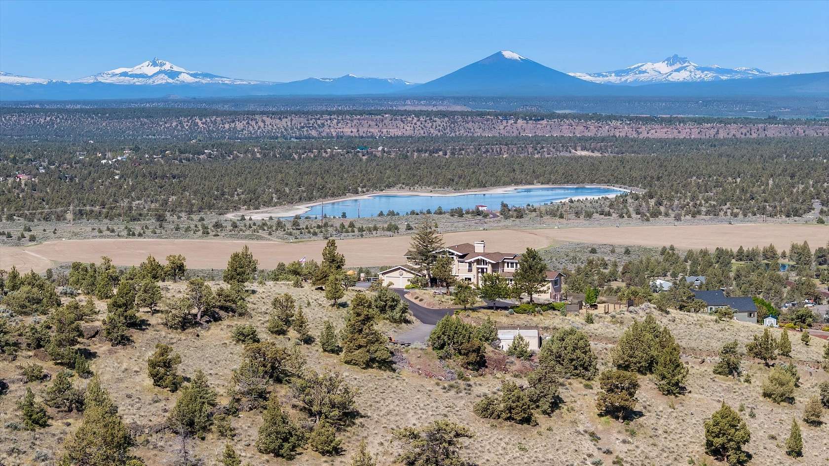 3.53 Acres of Residential Land with Home for Sale in Redmond, Oregon