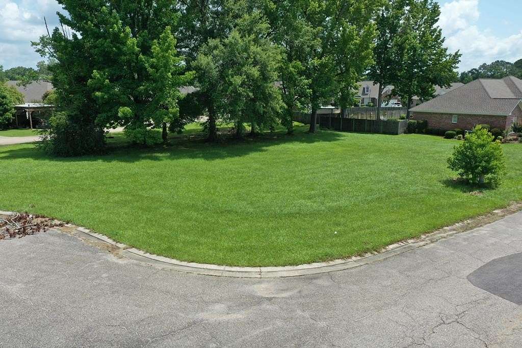 0.4 Acres of Residential Land for Sale in Laurel, Mississippi