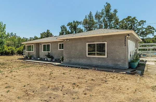 3.46 Acres of Residential Land with Home for Sale in Auberry, California