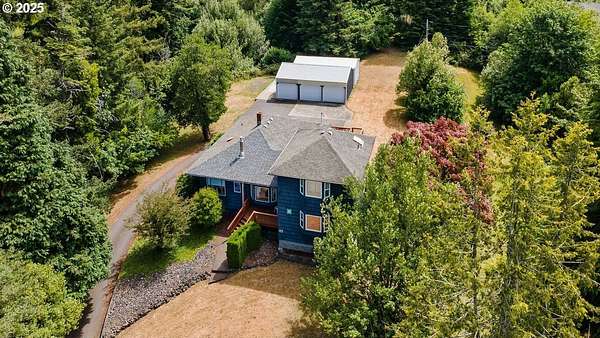 2.43 Acres of Residential Land with Home for Sale in Coquille, Oregon