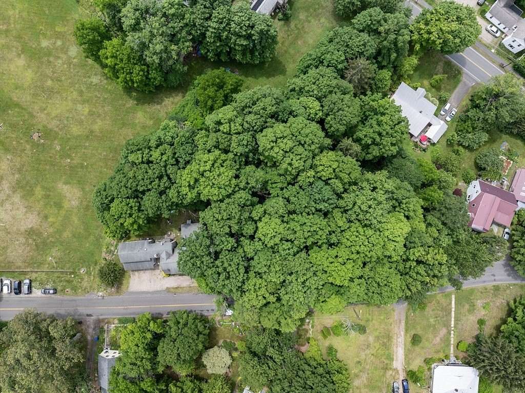0.46 Acres of Residential Land for Sale in Amherst, Massachusetts