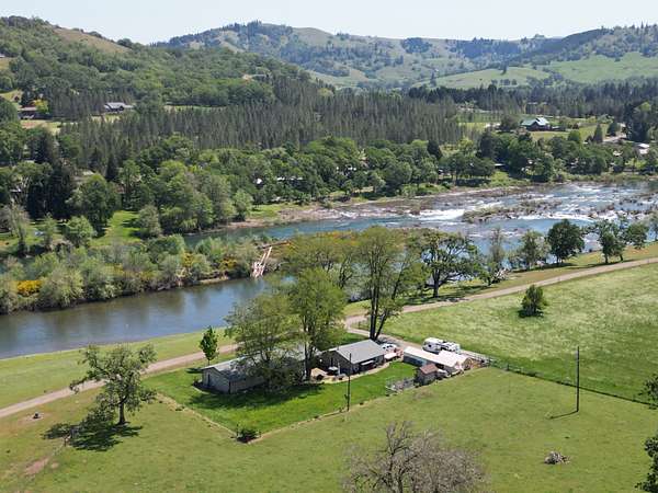 860 Acres of Improved Land for Sale in Roseburg, Oregon