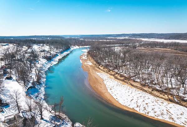 18 Acres of Recreational Land for Sale in Morrison, Missouri