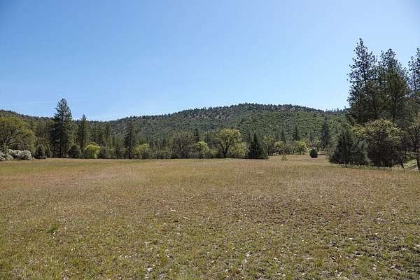 540 Acres of Recreational Land for Sale in Fort Jones, California