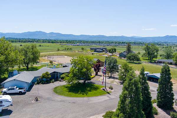 5 Acres of Land with Home for Sale in Medford, Oregon