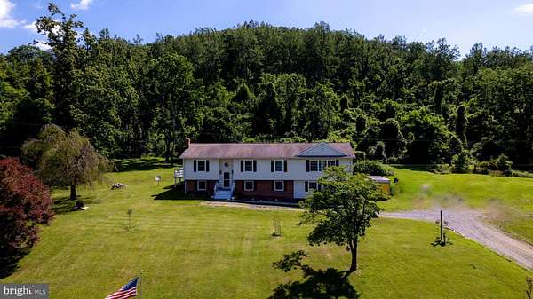 40 Acres of Land with Home for Sale in Linden, Virginia