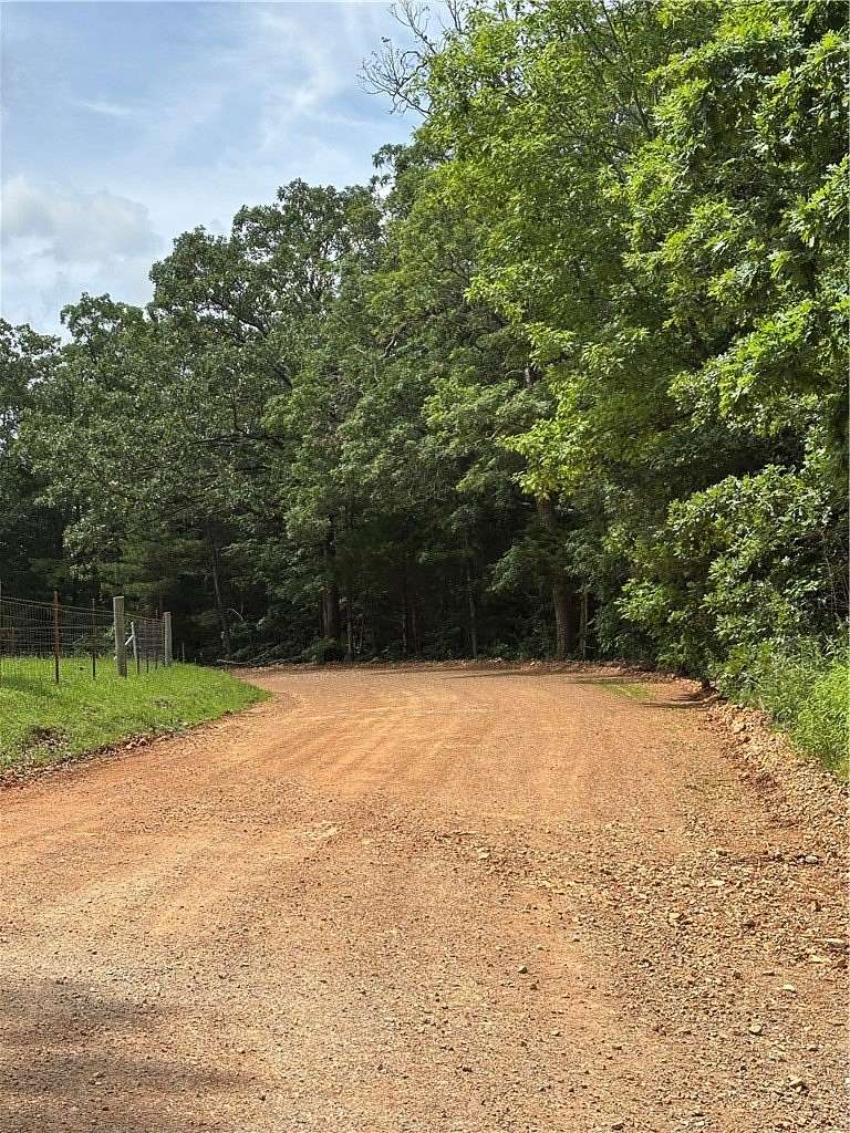 10 Acres of Residential Land for Sale in Berryville, Arkansas