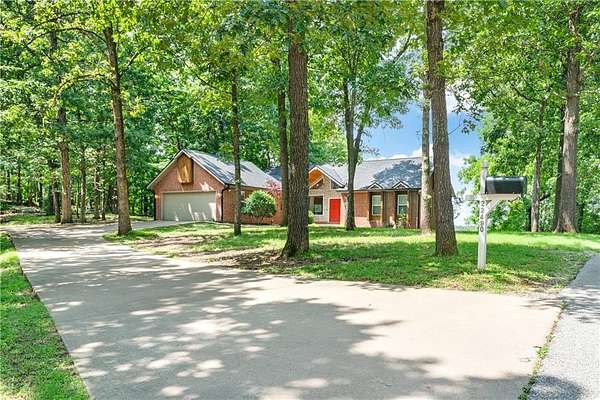 2 Acres of Residential Land with Home for Sale in Springdale, Arkansas