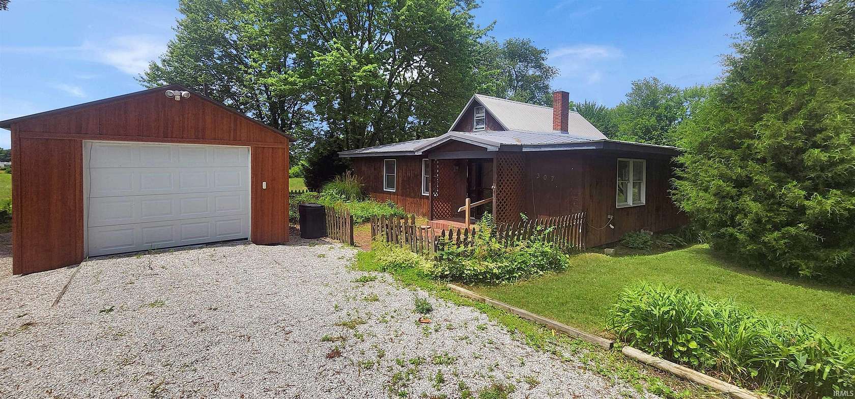 2.4 Acres of Residential Land with Home for Sale in Edwardsport, Indiana