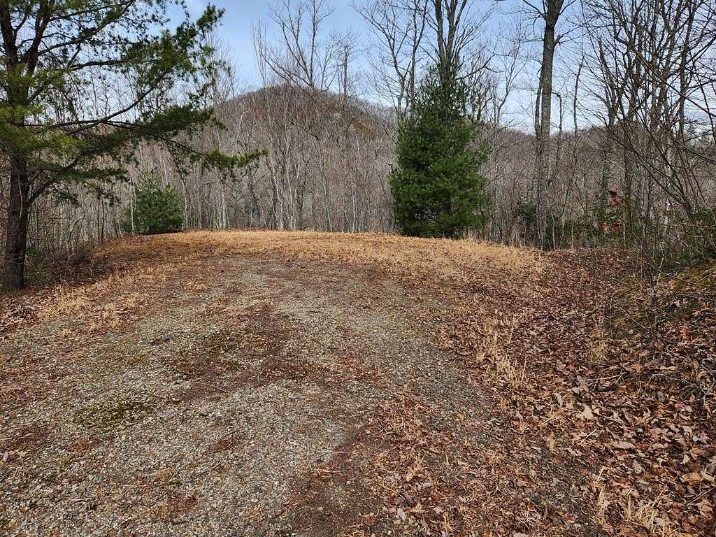 0.91 Acres of Residential Land for Sale in Franklin, North Carolina
