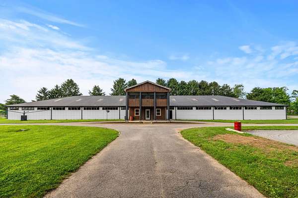 20.9 Acres of Agricultural Land with Home for Sale in Danville, Kentucky