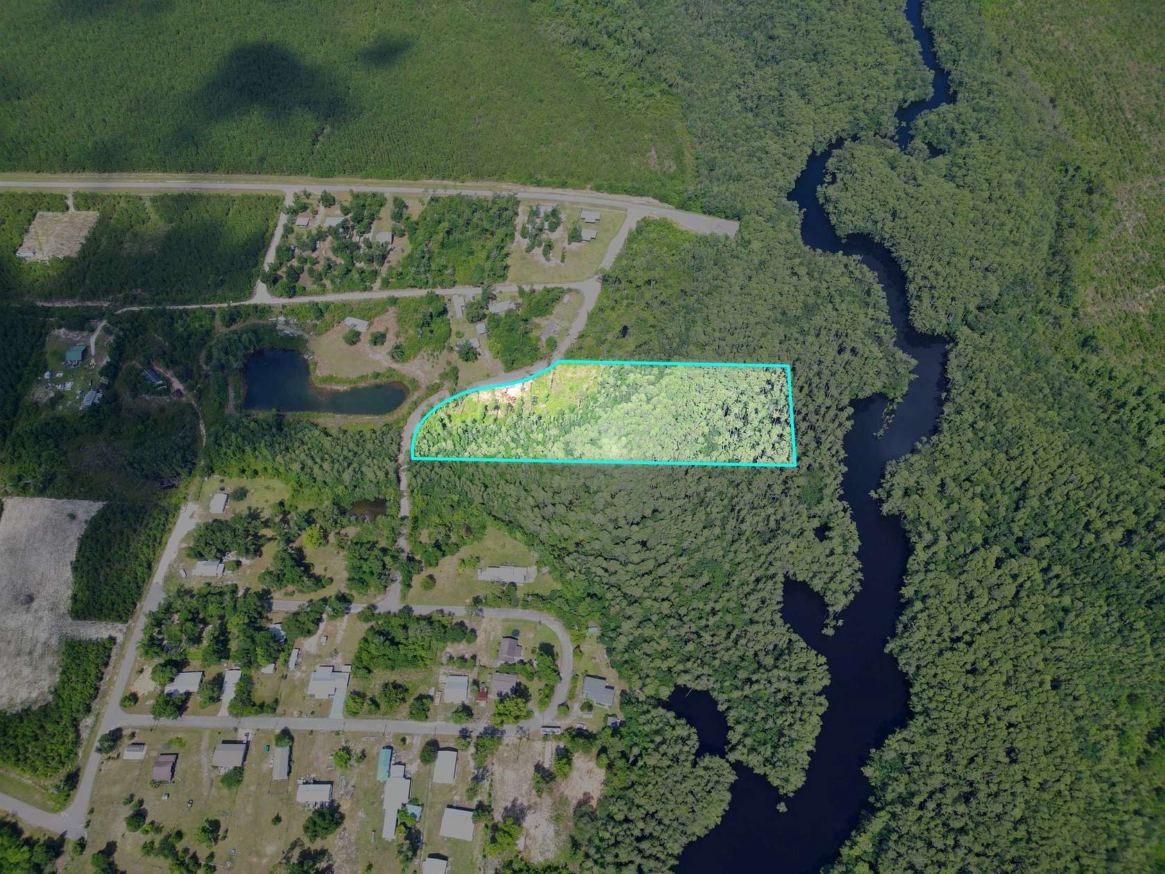 4.5 Acres of Land for Sale in Kinard, Florida