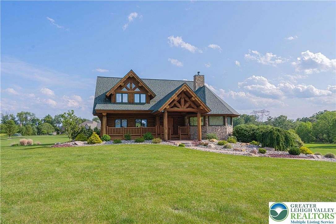 2.5 Acres of Residential Land with Home for Sale in Bushkill Township, Pennsylvania