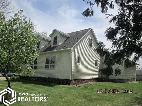 3 Acres of Residential Land with Home for Sale in Belmond, Iowa