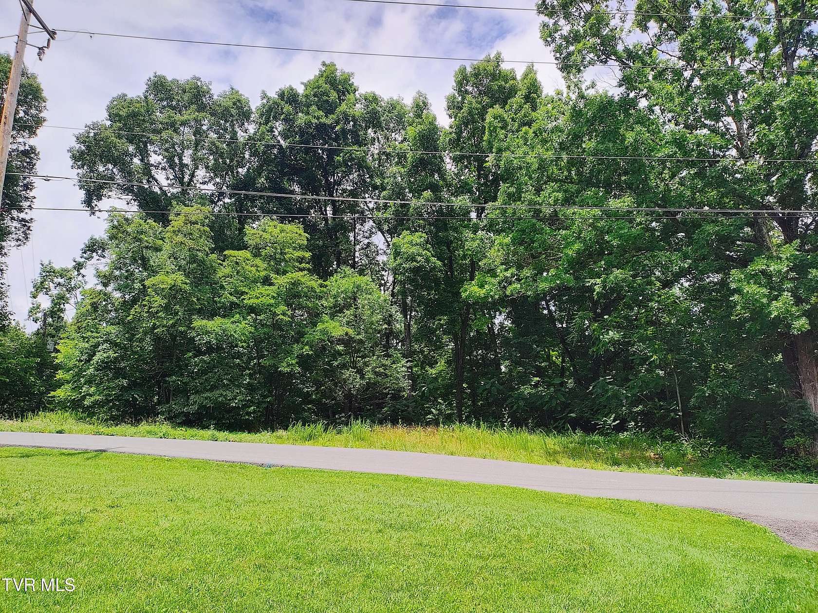 0.73 Acres of Residential Land for Sale in Kingsport, Tennessee
