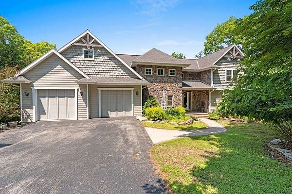 1.73 Acres of Residential Land with Home for Sale in Sturgeon Bay, Wisconsin