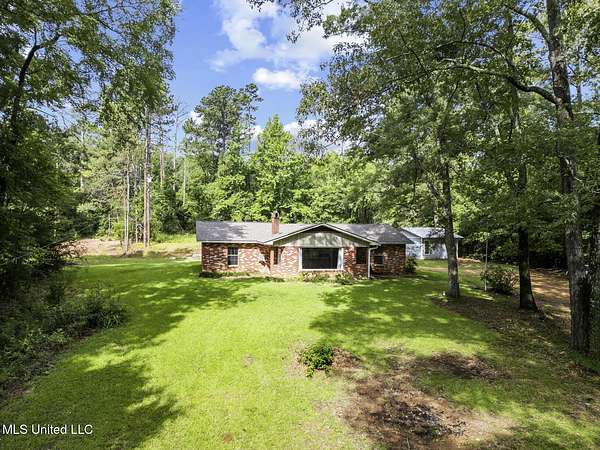 26 Acres of Land with Home for Sale in Crystal Springs, Mississippi