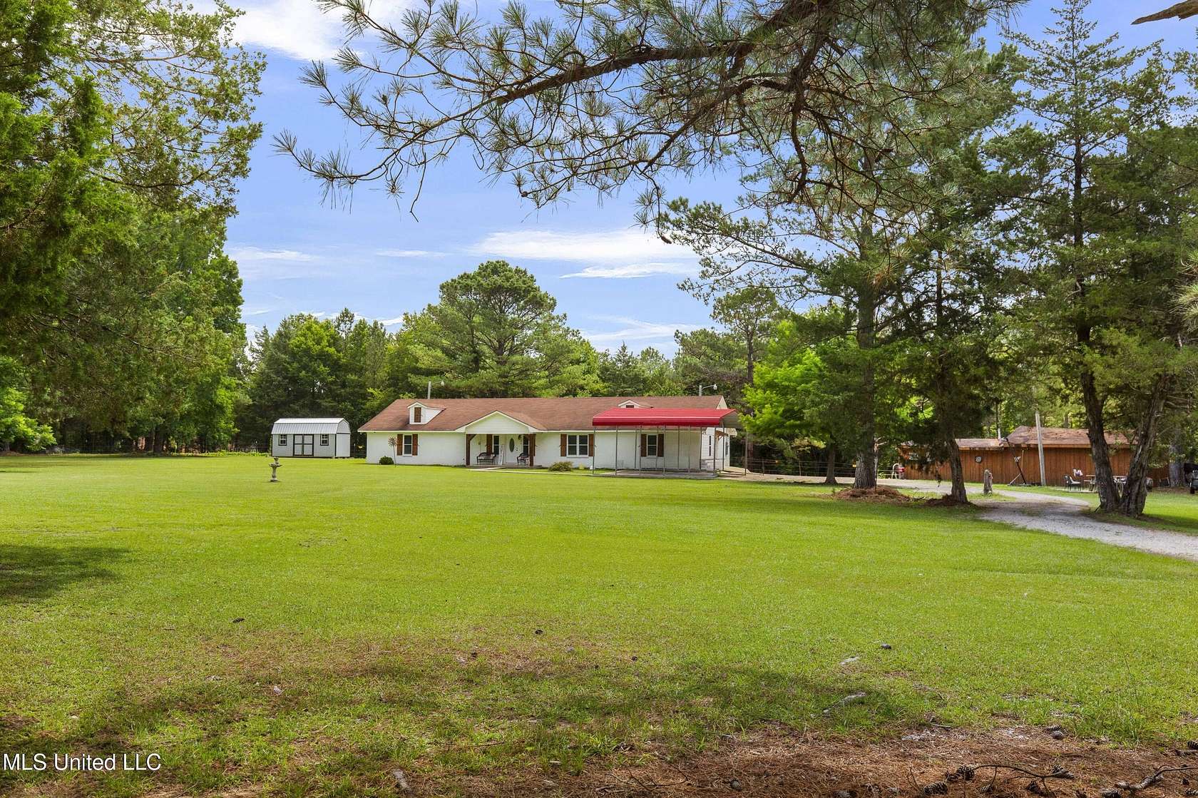 4 Acres of Residential Land with Home for Sale in Canton, Mississippi